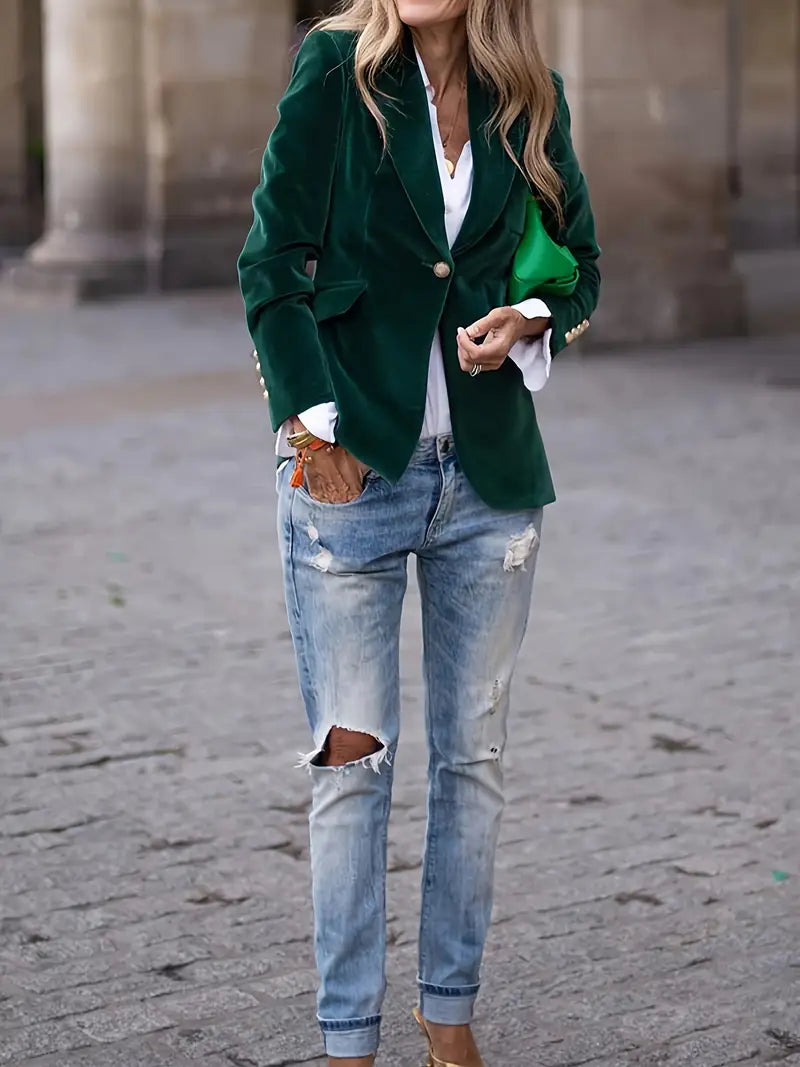 Women's classic notch-lapel blazer