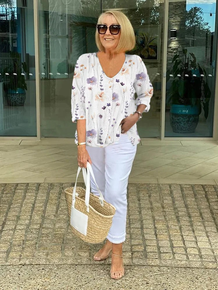 Women's relaxed floral blouse