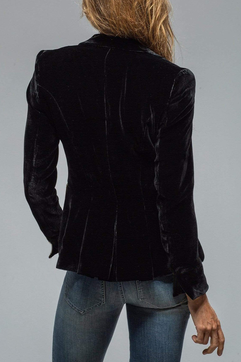 Women's slim-fit single-button tailored blazer