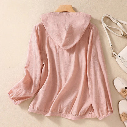 Women's relaxed hooded lightweight overshirt