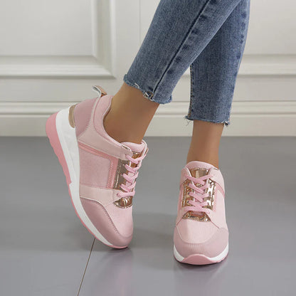 Women's cushioned sneakers - side