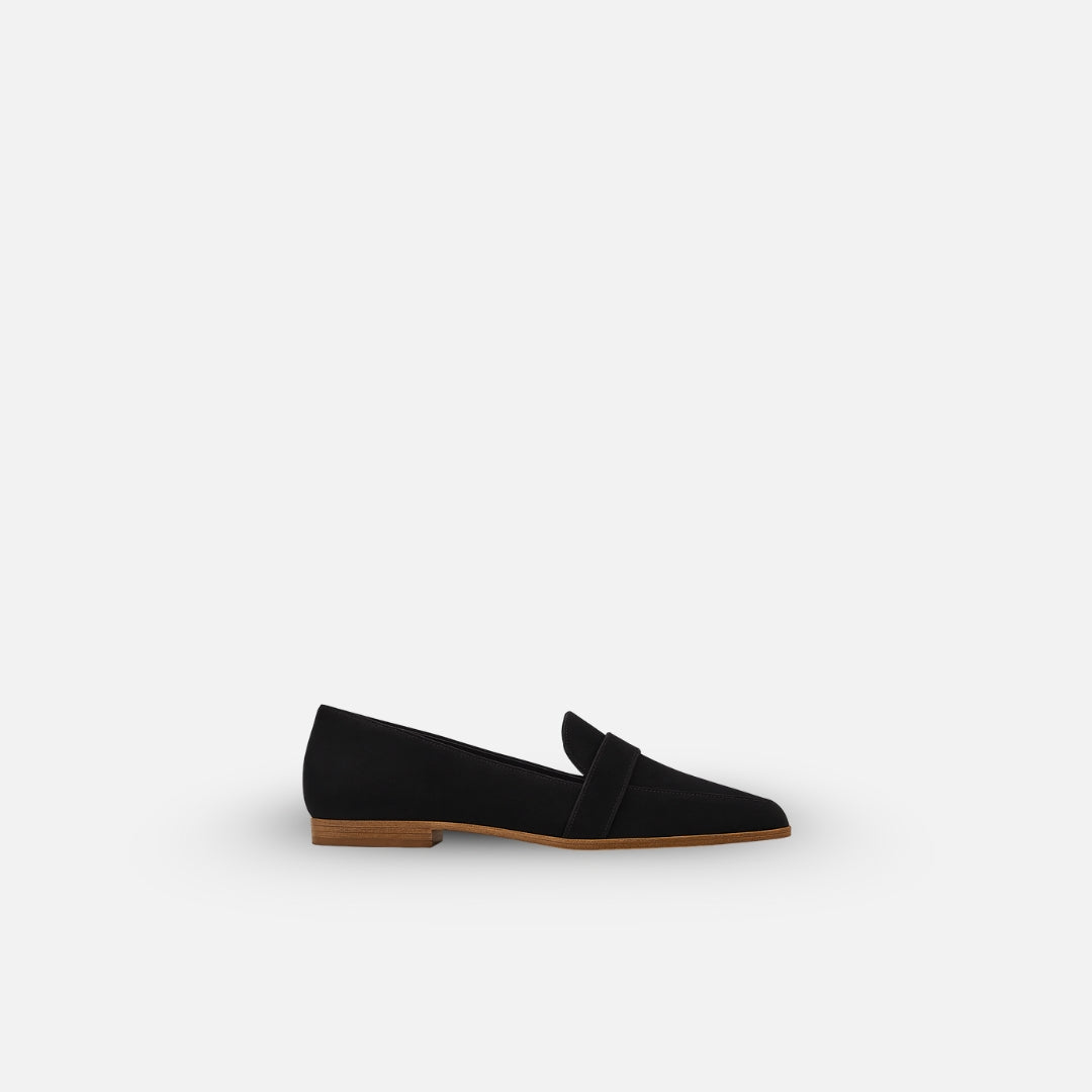 Women's rounded-toe loafers