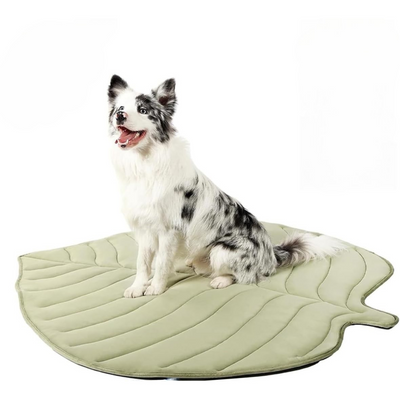 Dog Cooling Mat – Self-Cooling Gel Pet Pad in Leaf Design