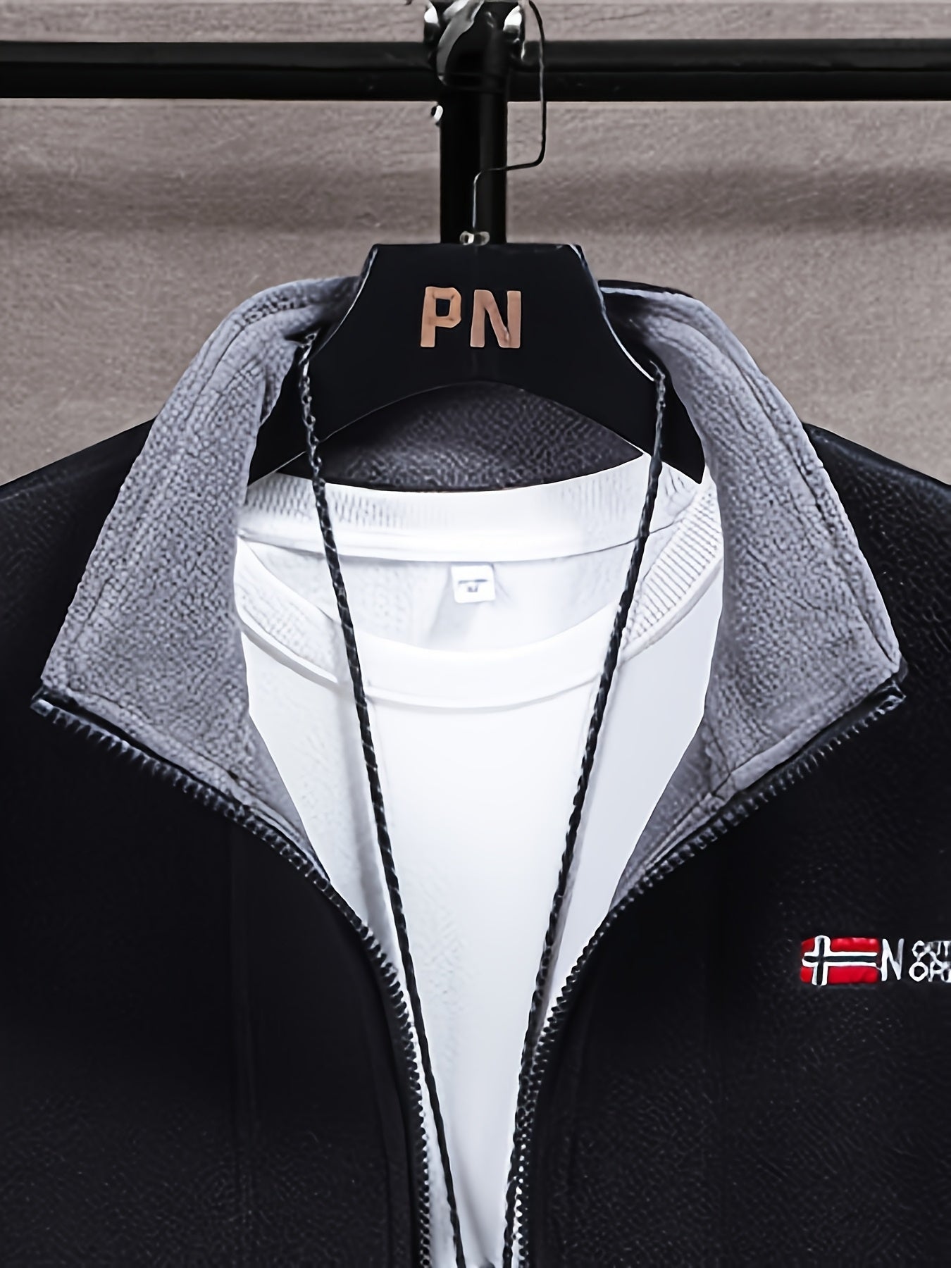 Fleece Jacket – Soft Warm Outdoor Jacket with High Collar