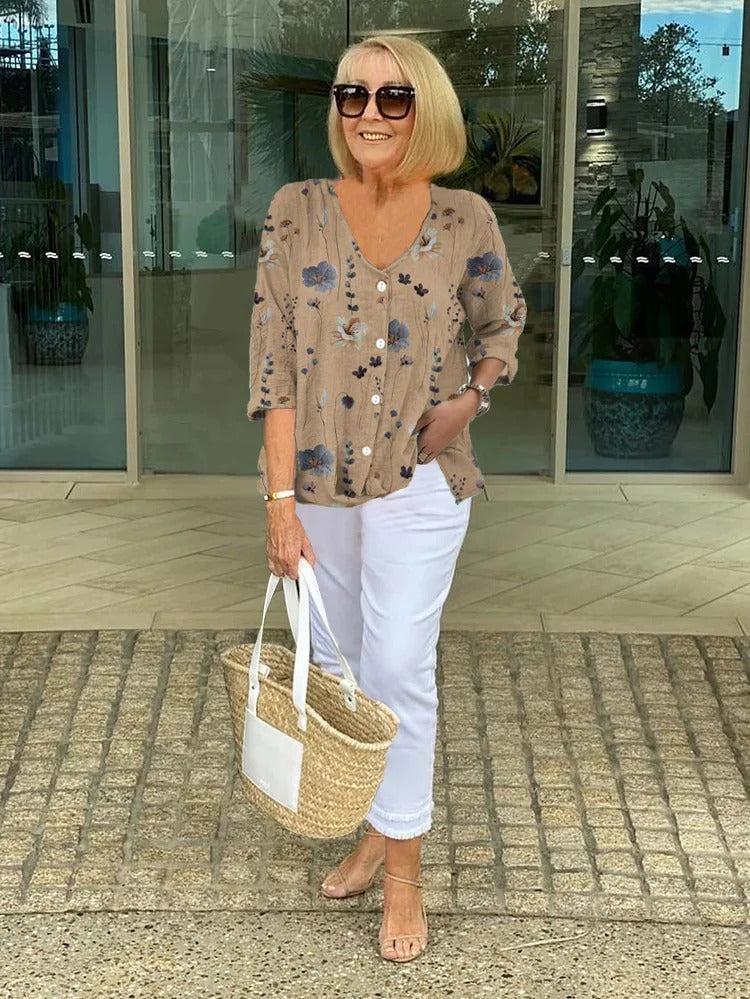 Women's floral V-neck three-quarter sleeve blouse