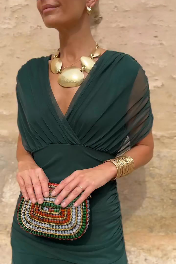 Women's flowing V-neck maxi dress - detail