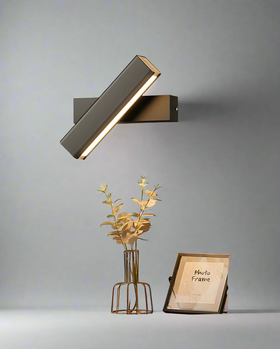 Minimalist Rectangular Wall Light – Adjustable Black & White Sconce