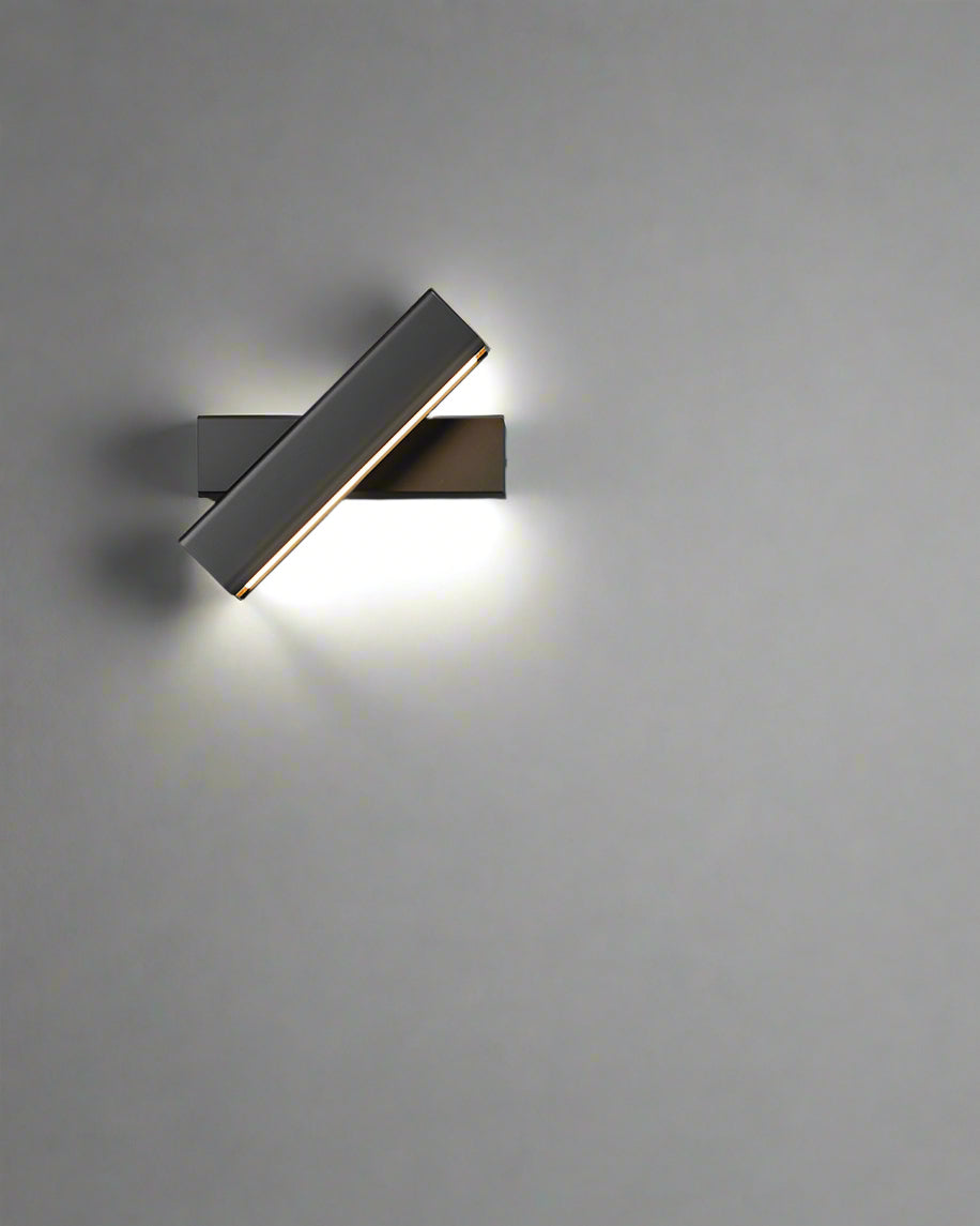 Minimalist Rectangular Wall Light – Adjustable Black & White Sconce