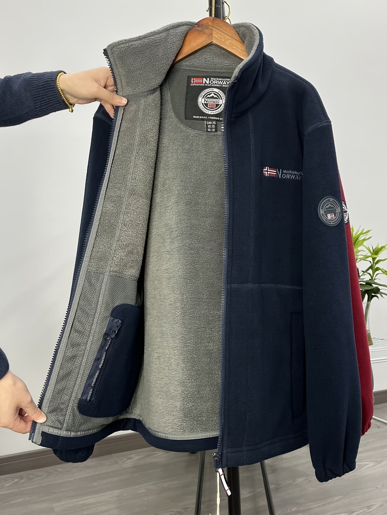 Men's soft fleece jacket back