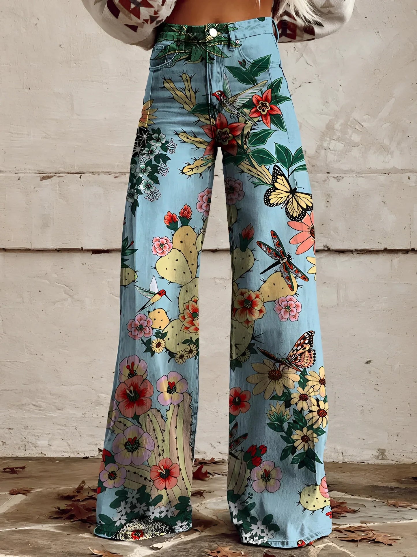 Women's high-waist wide-leg floral print jeans in structured denim
