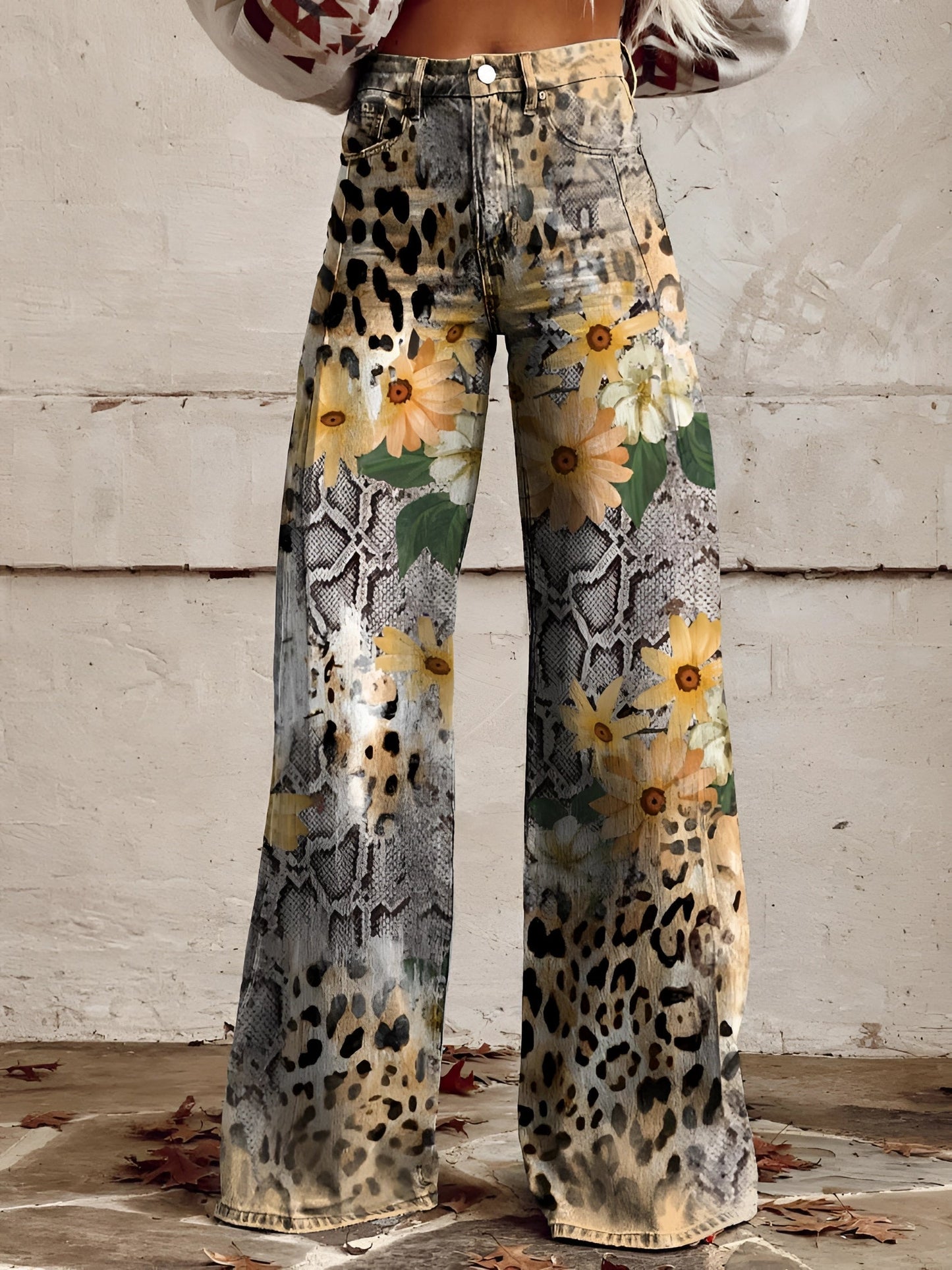 Women's high-waist wide-leg floral print jeans in structured denim