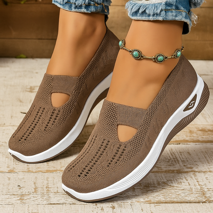 Women's cushioned slip-on flats