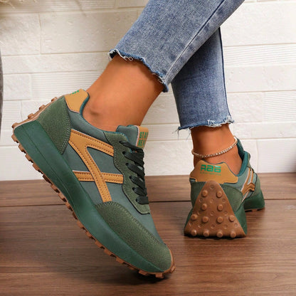 Women's lightweight cushioned comfort trainers