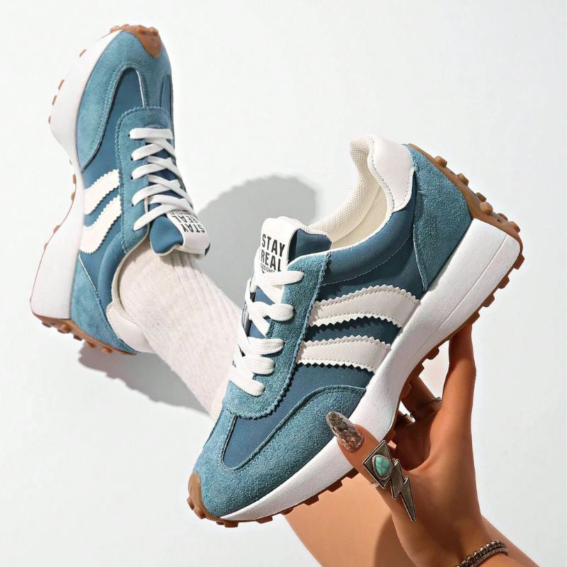 Women's lightweight cushioned comfort trainers