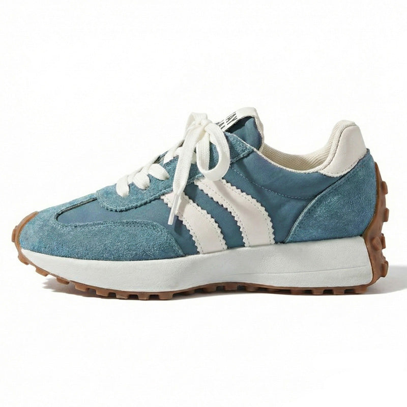 Women's lightweight cushioned comfort trainers