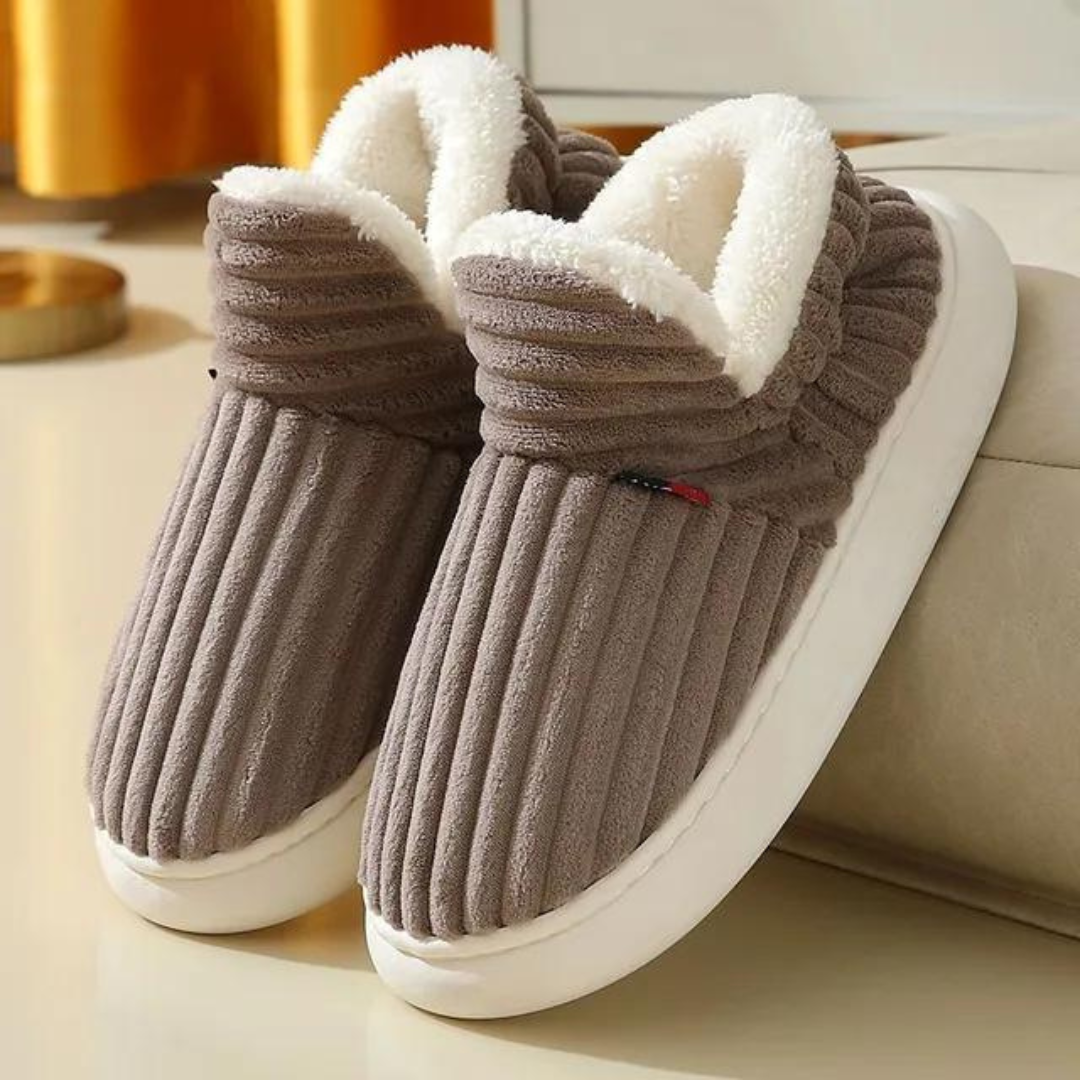 Soft Plush Slippers for Women, Cosy House Slippers with Cushioned Footbed