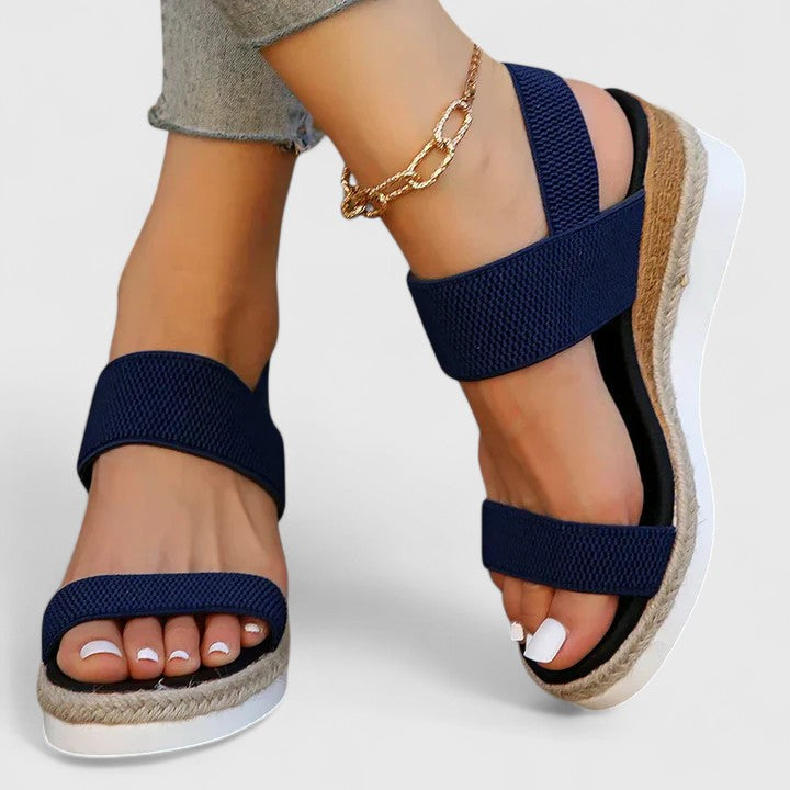 Women's cushioned comfort sandals