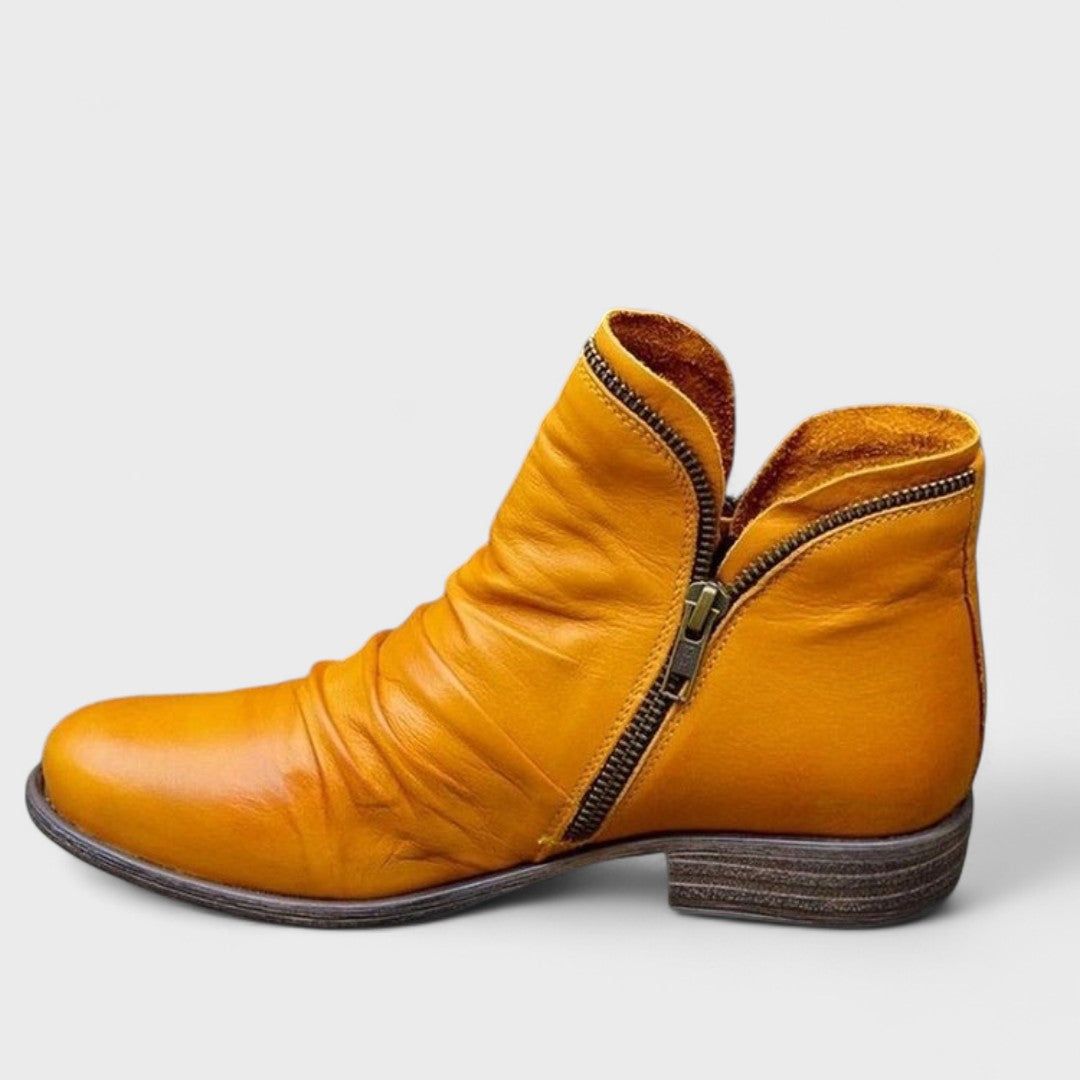 Women's heeled comfort ankle boots