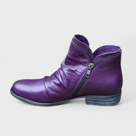 Women's heeled comfort ankle boots