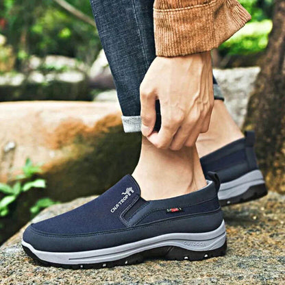 Orthopaedic textile slip-on comfort shoes with anatomical footbed