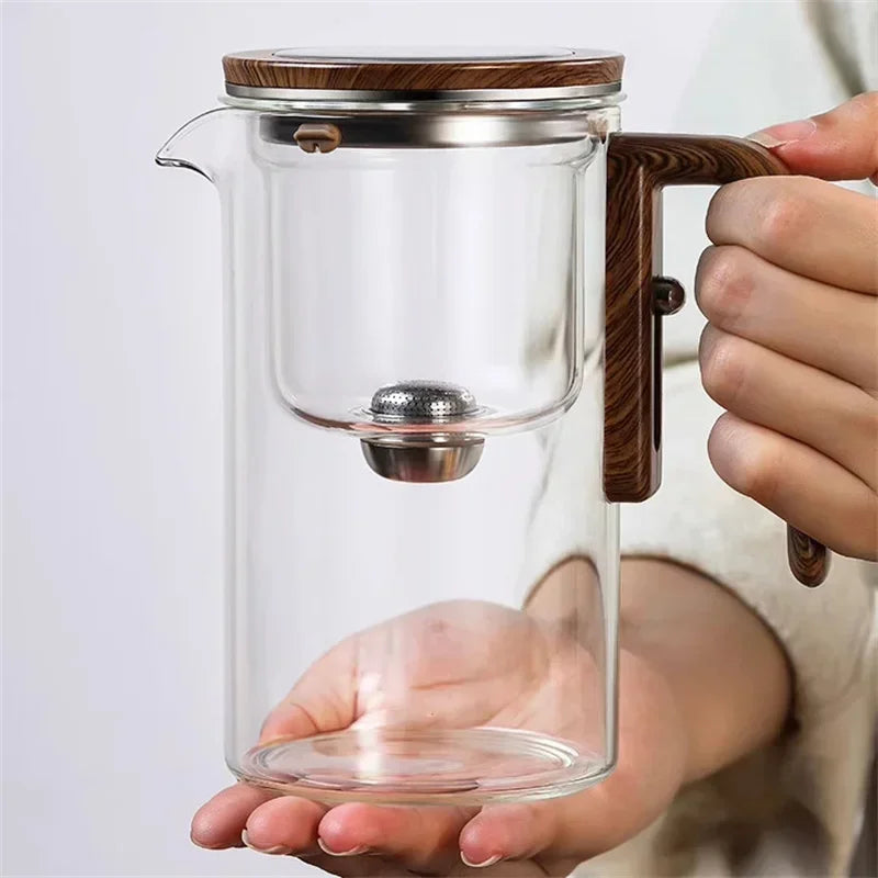 Borosilicate glass teapot with infuser and wooden handle