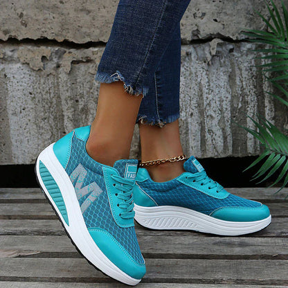 Women's everyday walking trainers