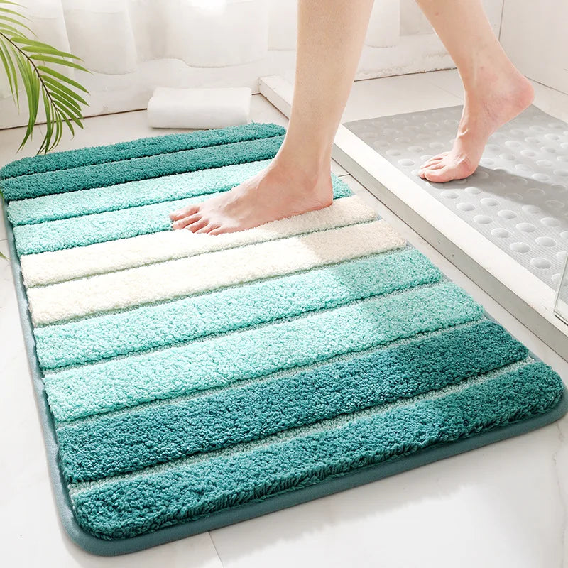 Soft striped absorbent microfibre bath mat