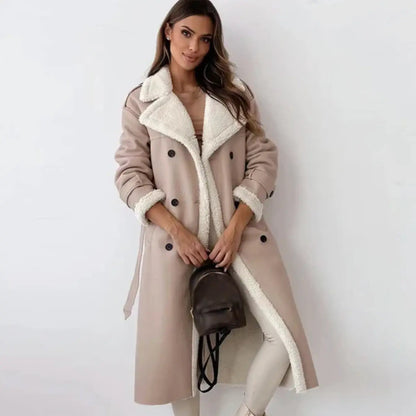 Women's long fleece-lined coat - detail