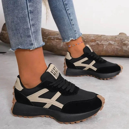 Women's lace-up cushioned trainers - side