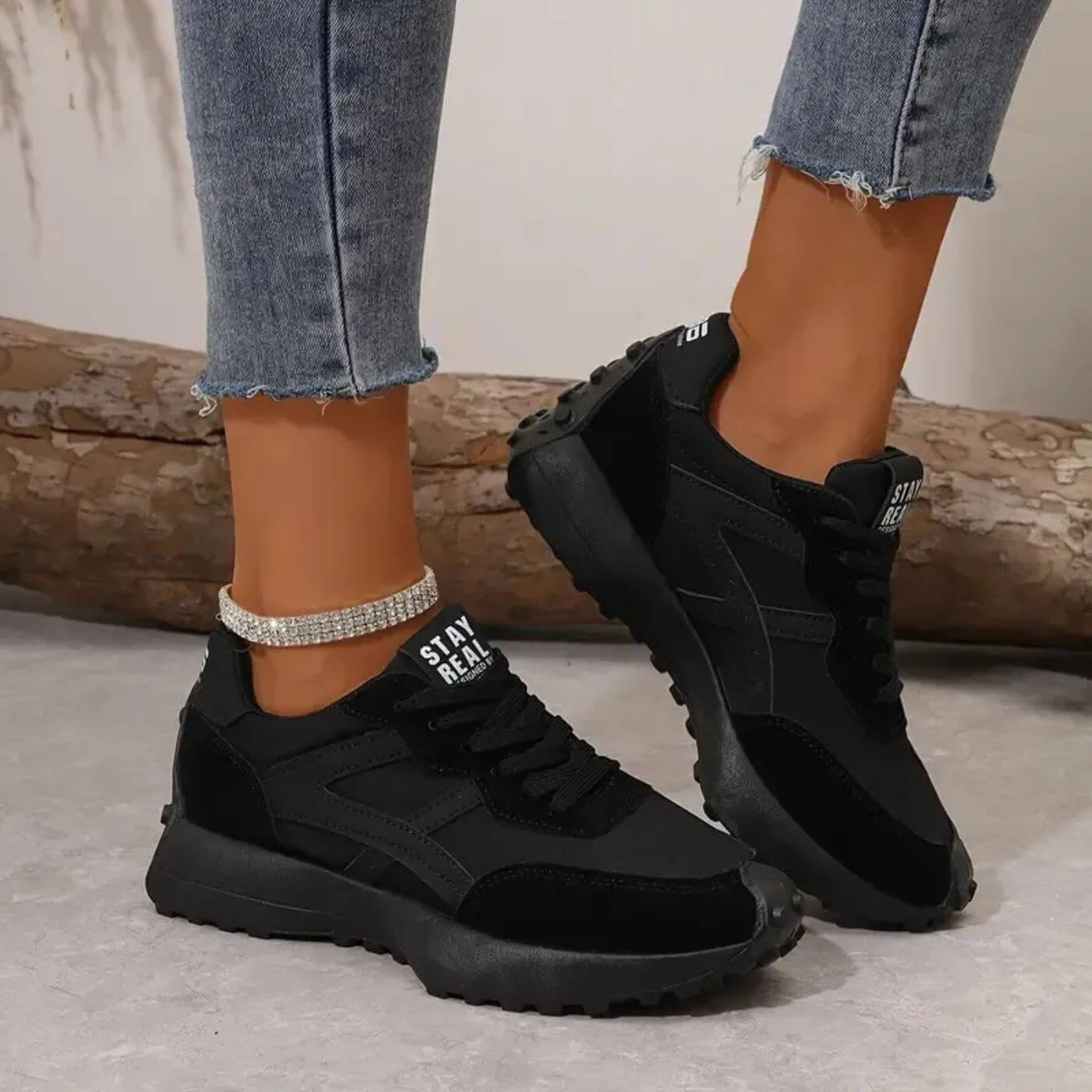 Women's panel sneakers - front