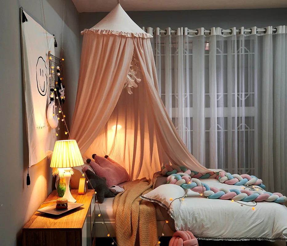 Kids bed canopy with ruffles ceiling-mounted bed net