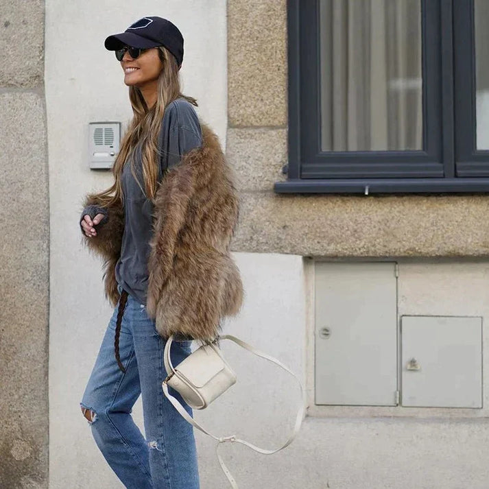 Women's faux-fur coat - detail