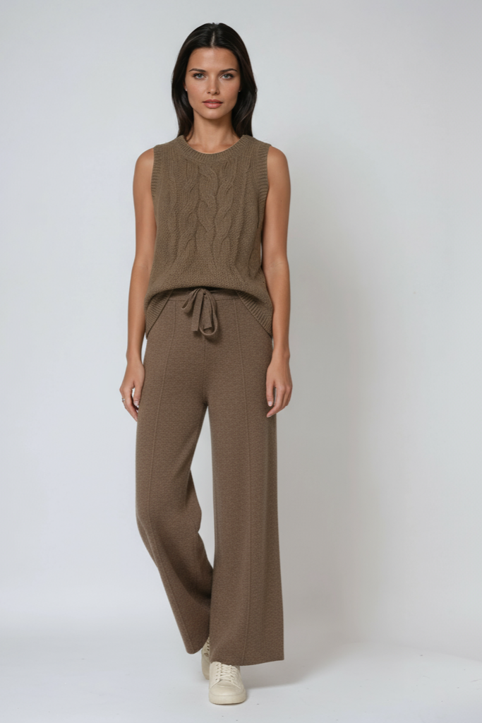 Women's cotton knit drawstring trousers with a relaxed straight-leg fit