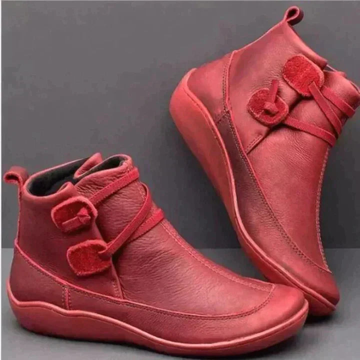 Women's supportive leather-look boots