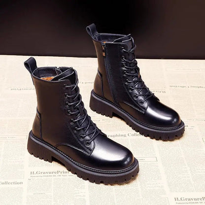 Women's black fur-lined winter boots - front