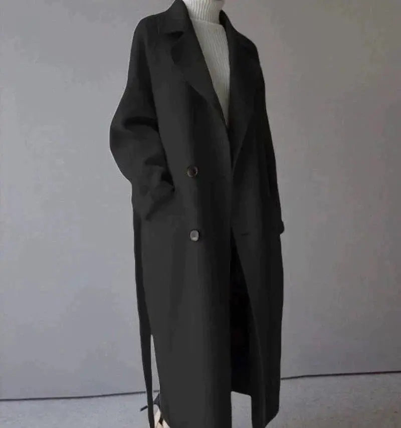 Women's double-breasted wool coat - detail