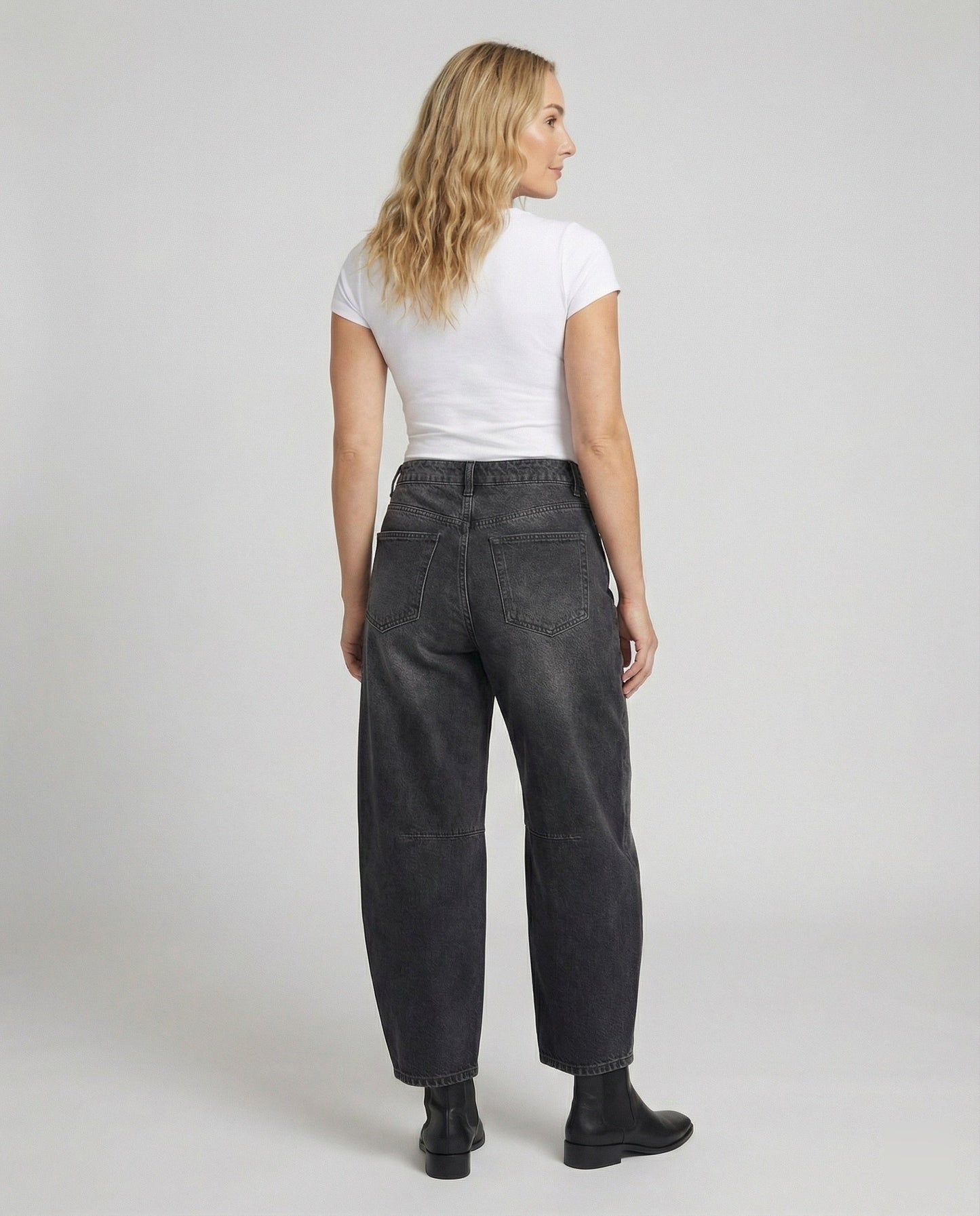 Women's mid-rise barrel jeans - back