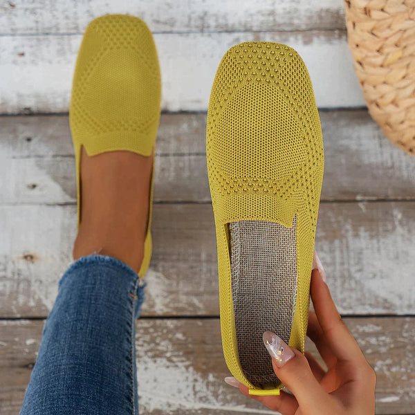 Lightweight Slippers for Women – Breathable Comfort Slippers with Arch Support Footbed