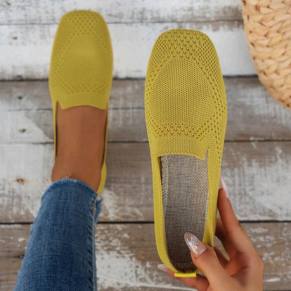 Lightweight Slippers for Women – Breathable Comfort Slippers with Arch Support Footbed