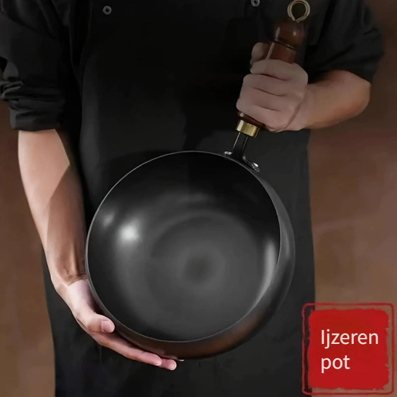 Cast Iron Pan – Durable Skillet with Wooden Handle & Lid