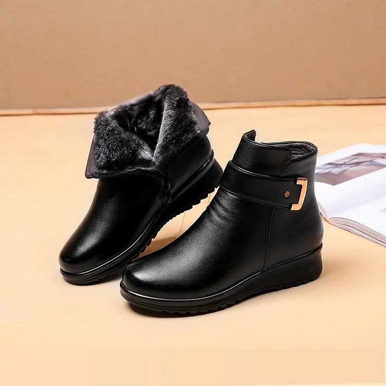 Men's black orthopaedic comfort ankle boots
