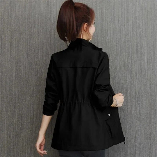 Women's lightweight trench coat - detail