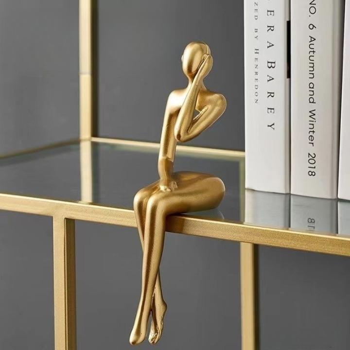 Gold Abstract Bookshelf Figurines – Modern Decorative Sculptures