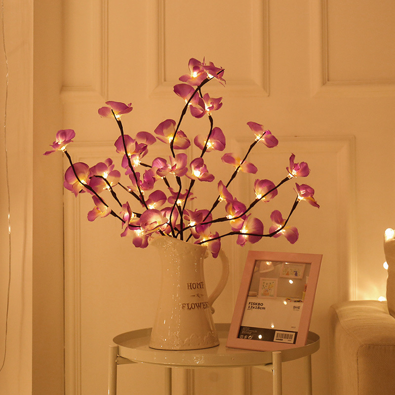 LED Flower Garland – Battery Fairy Lights with Lifelike Blooms