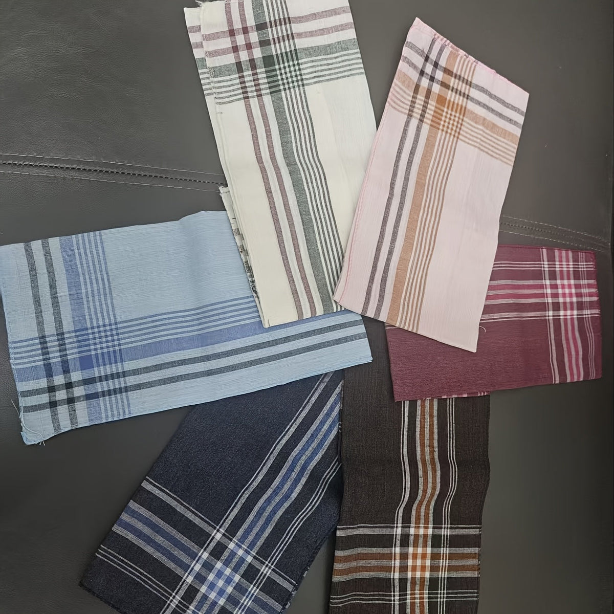 Set of checked 100% cotton handkerchiefs