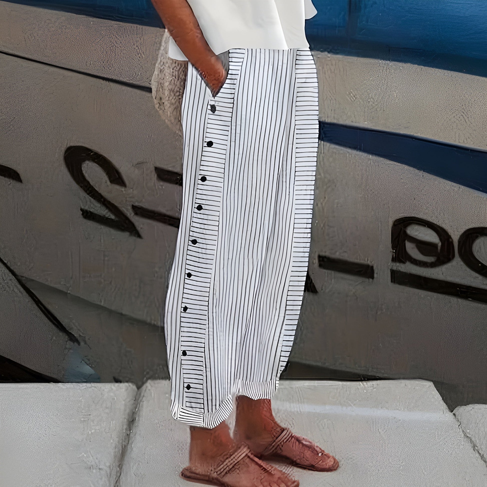 Women's elasticated waist striped trousers