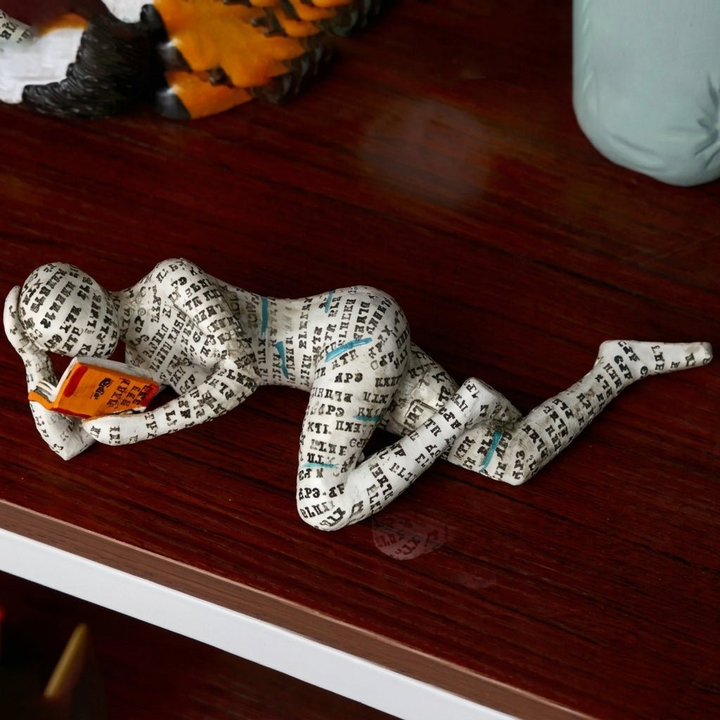 Decorative resin reader book lover figurine