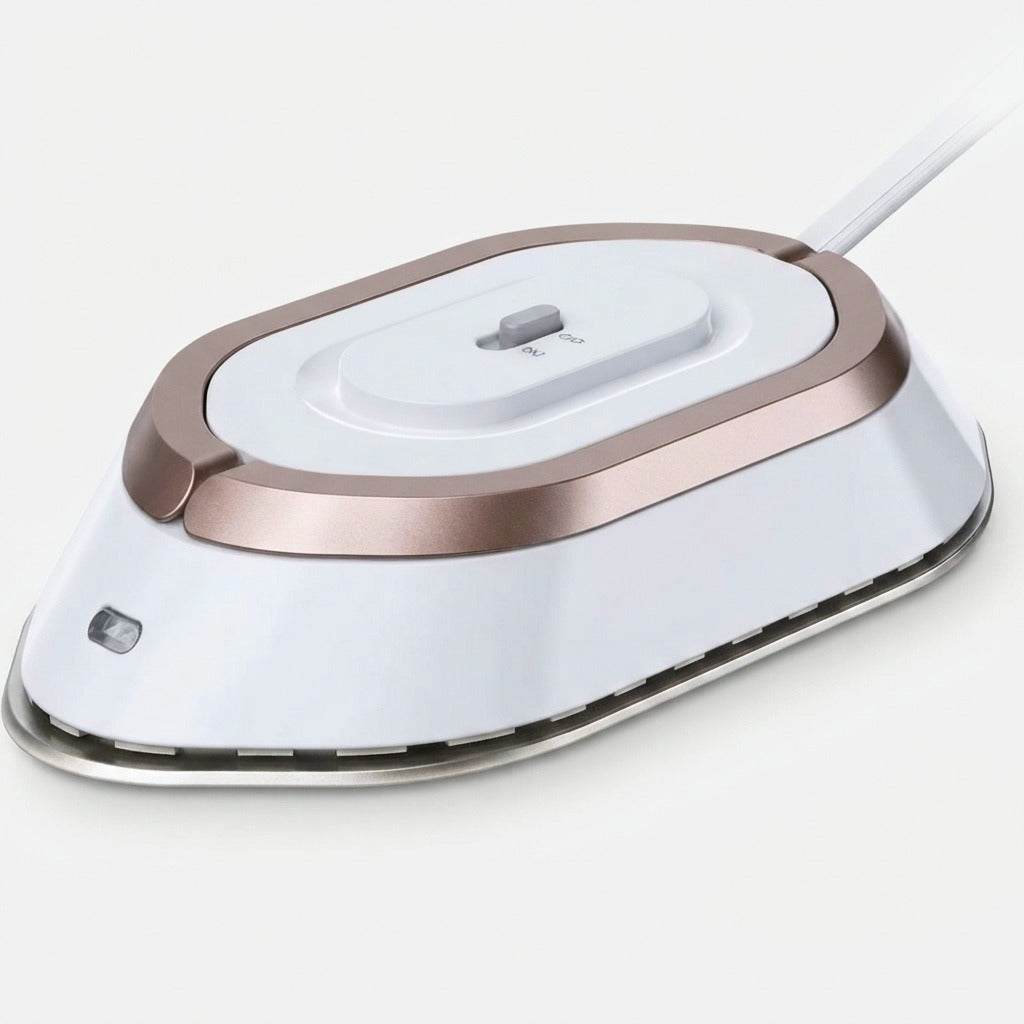 Mini dual-voltage travel iron with ceramic soleplate