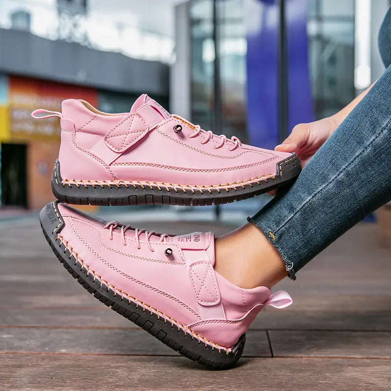 Women's everyday lace-up sneakers