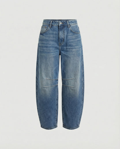 Women's curved-leg barrel jeans